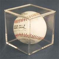 Baseball Cube with pop-lid